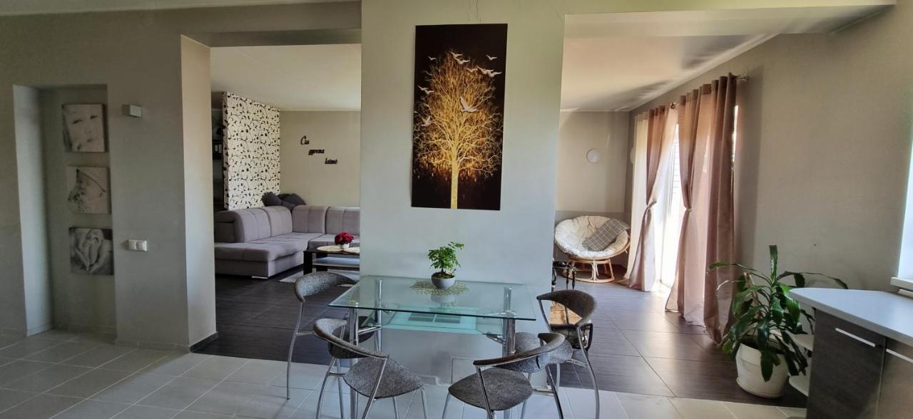 Sveciu Namai Kamile Villa โชเล ภายนอก รูปภาพ